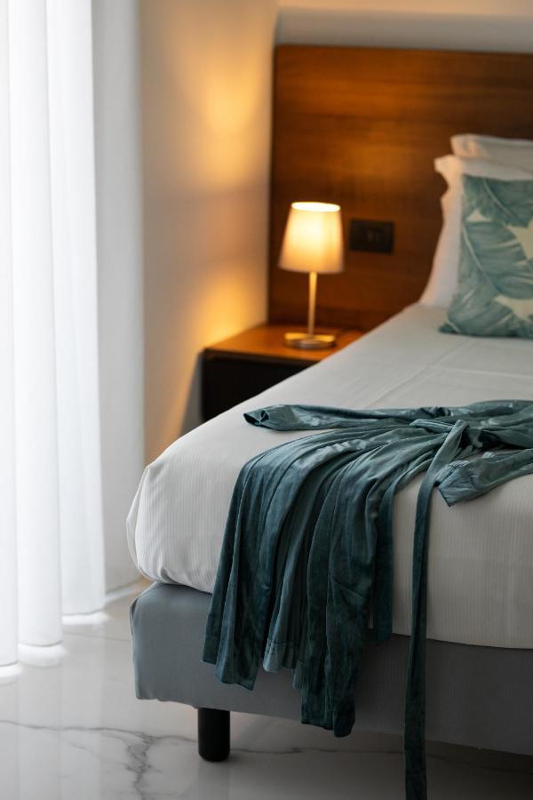 باليرمو Palazzo Sovrana Serviced Luxury Apartments المظهر الخارجي الصورة